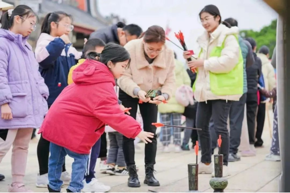花都区博物馆“龙行龘龘 潮集花博”元宵游园活动289.png
