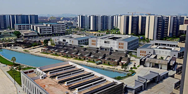 广州市第六中学（花都校区）举行揭幕仪式   书香传承 致知殿堂