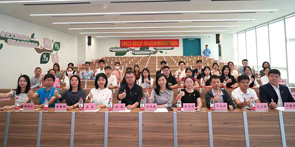 全市率先！  花都青年大学生返乡兼任团干部