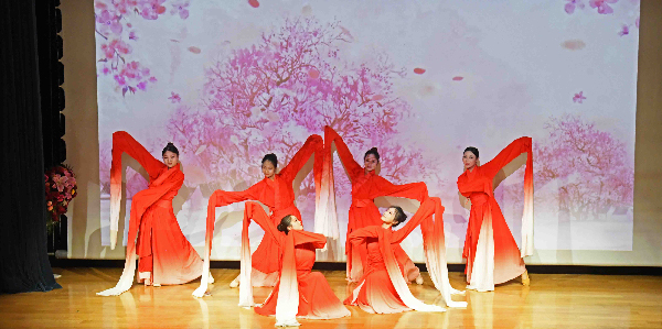 花都区举办纪念“三八”国际妇女节115周年主题活动    唱响巾帼“好声音”致敬志愿“她力量”