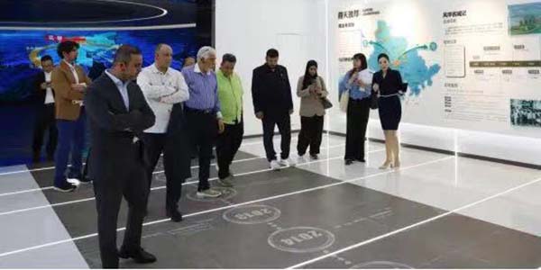 海合会国家政经人士代表团调研花都     共探合作新机遇