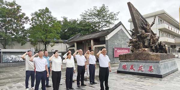 省委社会工作部到花都区开展“四下基层 入户连心”主题党日活动  助力“绿美乡村”建设