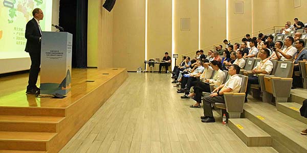 国内外知名专家学者齐聚花都    把脉城乡更新可持续之道